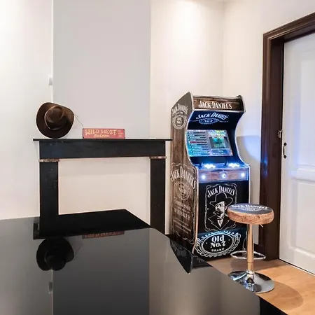 Le West - Centre * 디넝