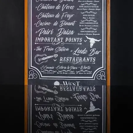 펜션 Le West - Centre 디넝