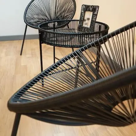 펜션 Le West - Centre 디넝